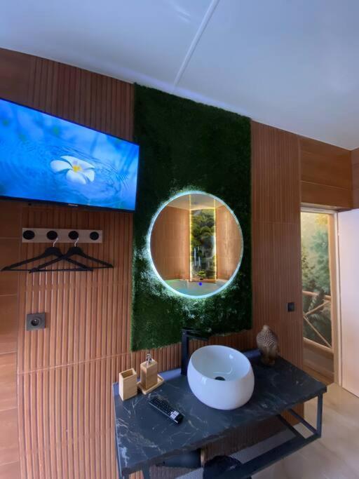 Esprit Bali ....Love Spa, Sauna De Luxe A Мюлуз Екстер'єр фото
